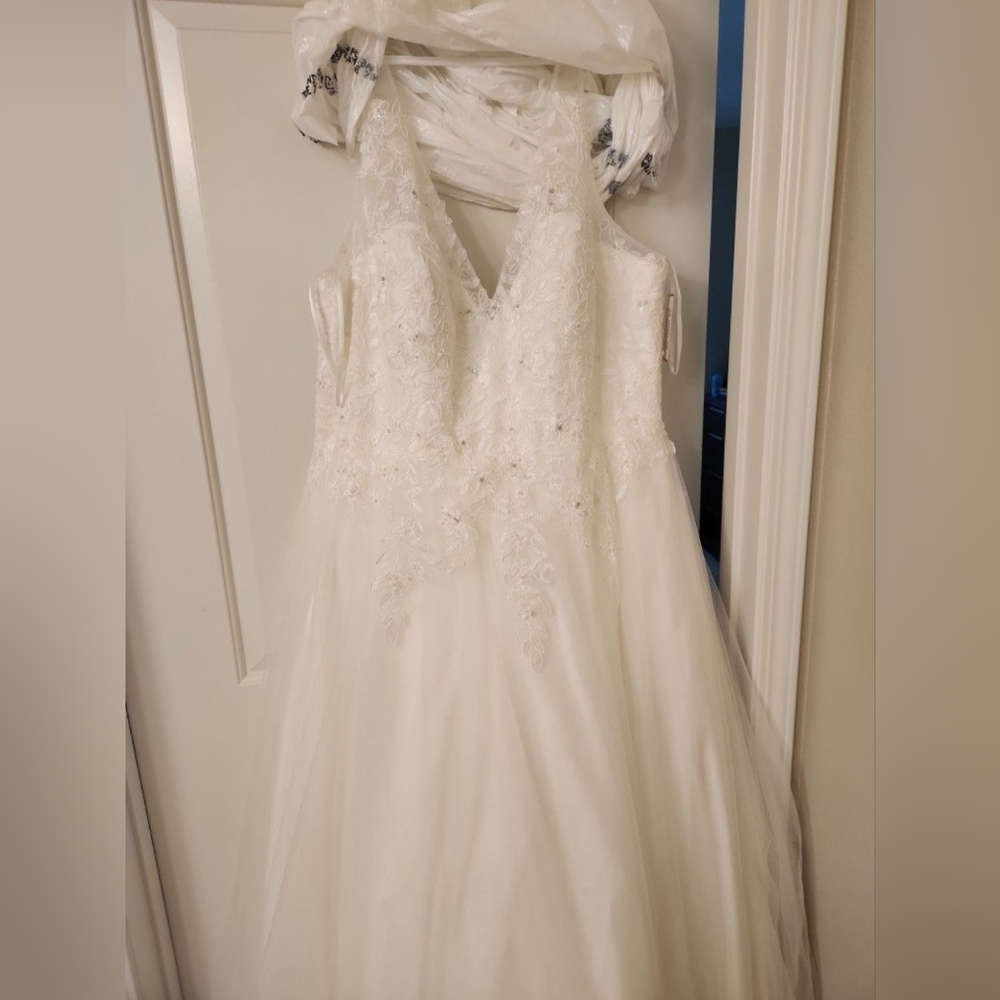 Mermaid and Trumpet Style off white Pluse Size  Wedding Dress